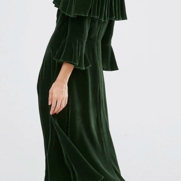 ASOS Trumpet Sleeve Velvet Midi Dress Green - Picture 2 of 10